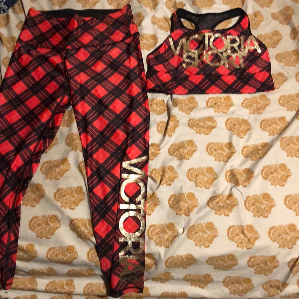 This is a Victorias secret sport attire. It have never been worn.